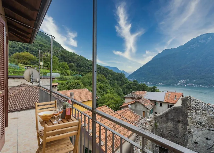Villetta Panebianco Home In Castagna 11 By Rent All Como